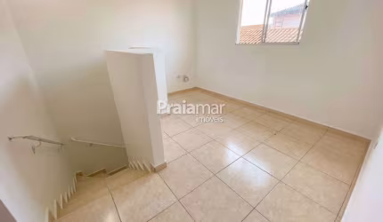 Casa Sobreposta Alta | 02 Dorm | 01 Vaga de garagem| 47m² | Parque das Américas - Praia Grande.