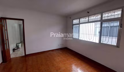 Casa Sobreposta Alta - 3 Dormitórios | Garagem privativa |