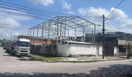 GALPÃO | MEZANINO 80M² | 450M² TERRENO | CIDADE NAUTICA - SÃO VICENTE.