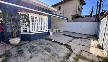 CASA TÉRREA PARA ALUGAR EM VILA VALENÇA - 3 DORMITÓRIOS, 2 SUÍTES, PISCINA E 4 VAGAS