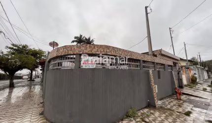 Casa 02 Dormitórios I 143m²  I 3 vagas I Esplanada dos Barreiros I SV
