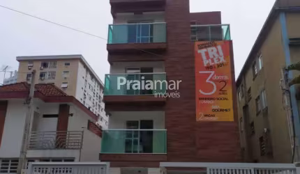Casa Triplex em Santos | Gonzaga | 03 dorm. | 03 vagas de garagem.