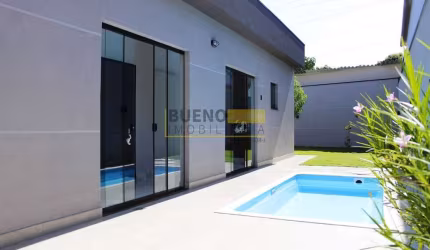 Casa deslumbrante a venda com piscina no bairro Vila Santa Maria em Americana-SP.