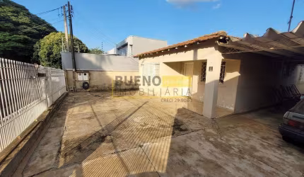 Casa com 3 dormitórios à venda, 180 m² por R$ 420.000,00 - Vila São Pedro - Americana/SP