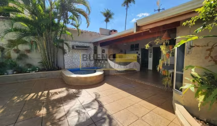 Casa com 4 dormitórios, 247 m² - venda por R$ 1.360.000 ou aluguel comercial por R$ 6.000/mês - Cen