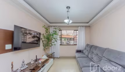Casa com 3 quartos à venda na Rua Cornélio Schimidt, 25, Parque Jabaquara, São Paulo, 238 m2 por R$ 680.000