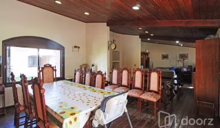 Casa com 4 quartos à venda na Rua Capitão Pedro Werlang, 159, Partenon, Porto Alegre, 458 m2 por R$ 970.000