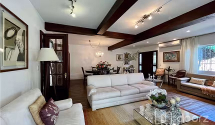 Casa com 3 quartos à venda na Rua Doutor Murtinho, 1190, Jardim Carvalho, Porto Alegre, 300 m2 por R$ 599.000