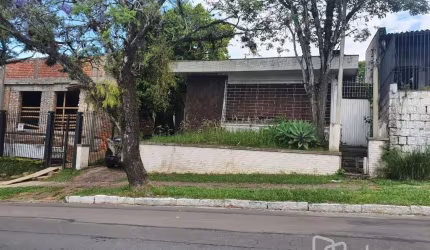 Casa com 2 quartos à venda na Rua Carlos Huber, 755, Três Figueiras, Porto Alegre, 142 m2 por R$ 1.300.000