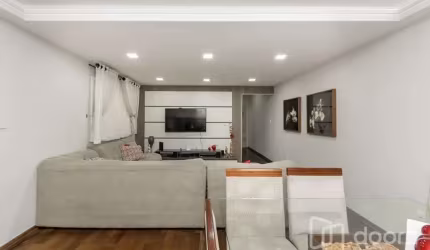 Casa com 3 quartos à venda na Rua Joshey Leão, 87, Sítio da Figueira, São Paulo, 260 m2 por R$ 960.000