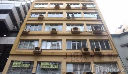 Prédio à venda na Rua General Vitorino, 53, Centro Histórico, Porto Alegre, 76 m2 por R$ 287.000
