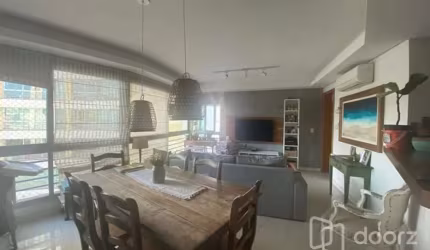 Apartamento com 3 quartos à venda na Rua Nunes Machado, 319, Menino Deus, Porto Alegre, 90 m2 por R$ 739.900