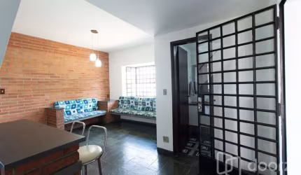 Casa com 3 quartos à venda na Avenida dos Imarés, 1245, Planalto Paulista, São Paulo, 191 m2 por R$ 798.000