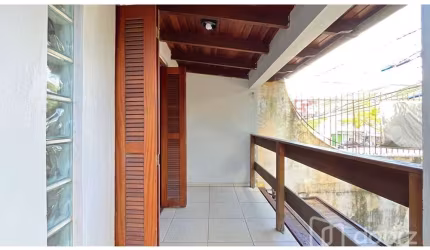 Casa com 3 quartos à venda na Avenida Protásio Alves, 7816, Morro Santana, Porto Alegre, 289 m2 por R$ 445.200