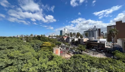 Sala comercial à venda na Avenida José Bonifácio, 741, Farroupilha, Porto Alegre, 57 m2 por R$ 190.000