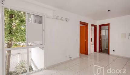 Apartamento com 2 quartos à venda na Avenida Teresópolis, 2866, Teresópolis, Porto Alegre, 48 m2 por R$ 265.000