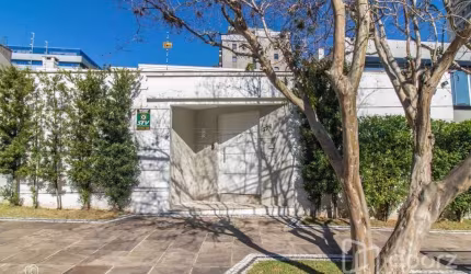 Casa com 6 quartos à venda na Rua Engenheiro Ildefonso Simões Lopes, 370, Três Figueiras, Porto Alegre, 570 m2 por R$ 5.975.000