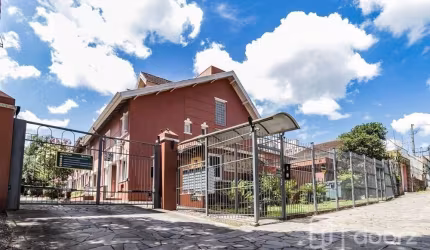 Casa em condomínio fechado com 3 quartos à venda na Avenida Arnaldo Bohrer, 184, Teresópolis, Porto Alegre, 109 m2 por R$ 580.000
