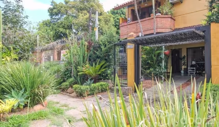 Casa com 3 quartos à venda na Rua Mura, 120, Espírito Santo, Porto Alegre, 154 m2 por R$ 600.000