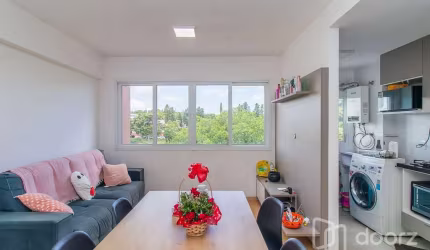 Apartamento com 2 quartos à venda na Avenida Florianópolis, 95, Azenha, Porto Alegre, 53 m2 por R$ 360.000