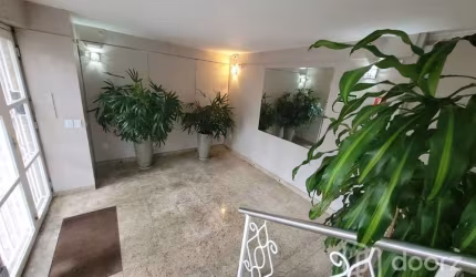 Apartamento com 3 quartos à venda na Rua Dona Leonor, 373, Rio Branco, Porto Alegre, 92 m2 por R$ 467.000