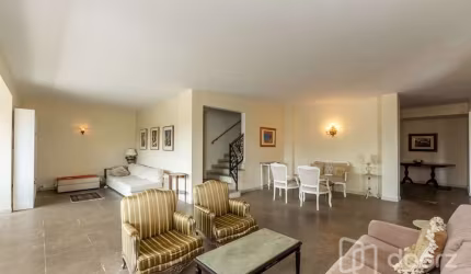 Casa com 3 quartos à venda na Rua Flávio Queirós Morais, 142, Pacaembu, São Paulo, 379 m2 por R$ 2.500.000