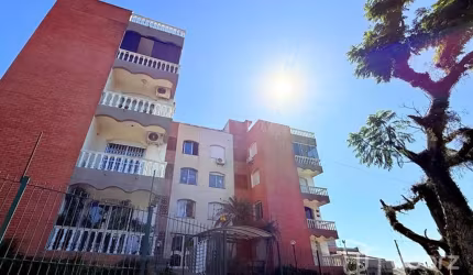 Cobertura com 2 quartos à venda na Avenida Cinco de Novembro, 200, Teresópolis, Porto Alegre, 159 m2 por R$ 450.000