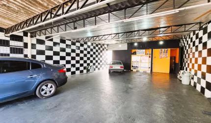 Casa comercial com 3 salas à venda na Bolívia, 577, Vila Barcelona, Sorocaba por R$ 949.900