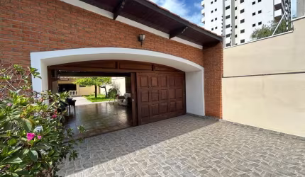 Casa com 5 quartos à venda na Rocha Pombo, 307, Vila Jardini, Sorocaba por R$ 1.150.000