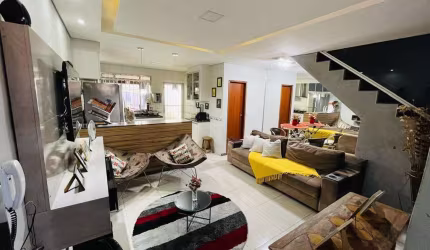 Casa duplex à venda, 2 quartos, 2 vagas, IMPERIAL - Santa Luzia/MG