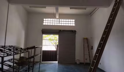 LOJA DE RUA+ÓTIMO PONTO