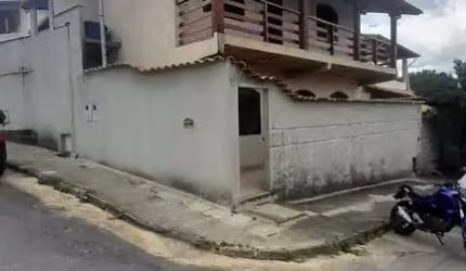 OPORTUNIDADE + CASA 3 QUARTOS + SUÍTE + LOCALIZAÇÃO