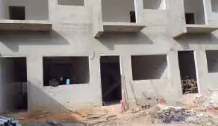 Casa duplex à venda, 3 quartos, 1 suíte, Novo Centro - Santa Luzia/MG