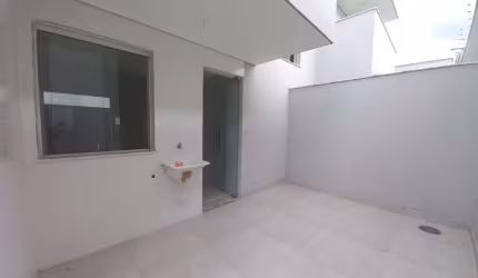 Apartamento com área privativa e ITBI GRATIS.