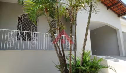Casa com 3 quartos à venda no Castelo, Valinhos , 166 m2 por R$ 800.000
