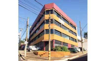 Prédio Comercial para alugar 1600 m²