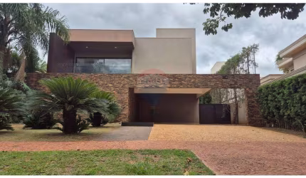 CASA EM CONDOMINIO ALTO PADRÃO - LUXO E CONFORTO PARA SEU LAR
