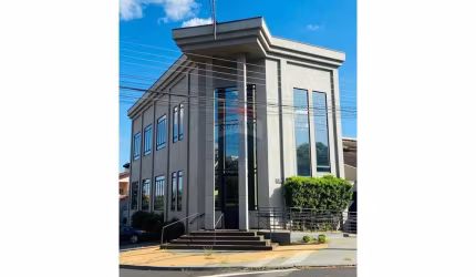 Prédio Comercial na Nova Riberânia