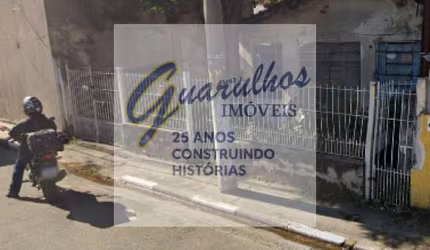 Terreno de 300m² na Vila Galvão, por R$640.000