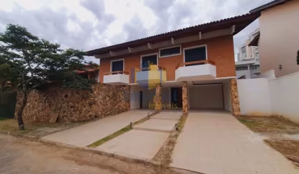 Casa em condomínio fechado com 3 quartos à venda no Jardim das Colinas, São José dos Campos , 370 m2 por R$ 2.700.000