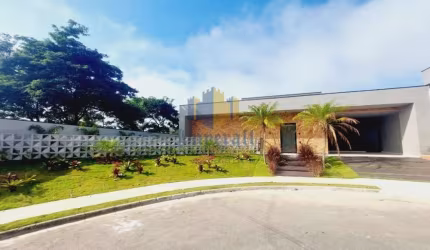 Casa em condomínio fechado com 3 quartos à venda no Bairro do Grama, Caçapava , 254 m2 por R$ 1.620.000