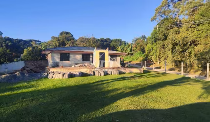 Casa a venda no Bairro Pessegueiros - em Balsa Nova/PR