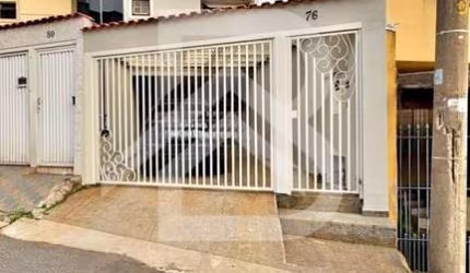Sobrado para Venda em Santo André, Santa Terezinha, 3 dormitórios, 1 suíte, 3 vagas