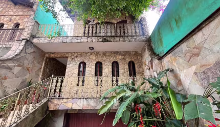 Sobrado para Venda em São Paulo, JARDIM SANTA ADÉLIA, 3 dormitórios, 1 suíte, 4 banheiros, 6 vagas