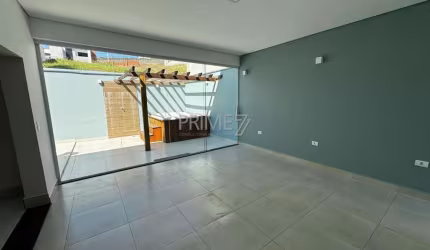 Casa em condomínio fechado com 3 quartos à venda no Jardim São Francisco, Piracicaba  por R$ 750.000