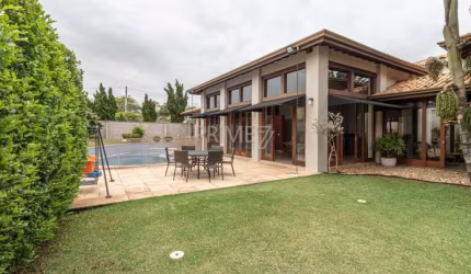 Casa em condomínio fechado com 4 quartos à venda no Campestre, Piracicaba  por R$ 2.500.000