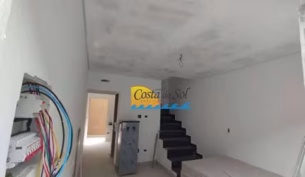 Casa de condominio à venda por R$ 370.000 - Mirim - Praia Grande/SP