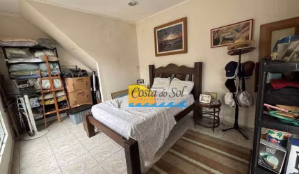 Sobrado com 2 dormitórios à venda, 350 m² por R$ 880.000,00 - Vila Matias - Santos/SP