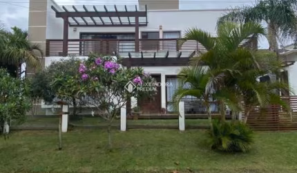 Casa com 3 quartos à venda na MARCOS INACIO DE ABREU, 4357, Ferraz, Garopaba, 350 m2 por R$ 1.800.000