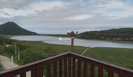 Casa com 3 quartos à venda na ADILIO INACIO ABREU, 3789, Macacu, Garopaba, 61 m2 por R$ 1.383.000